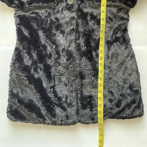 Patagonia Black Girls' Jacket - Picture 5 of 7